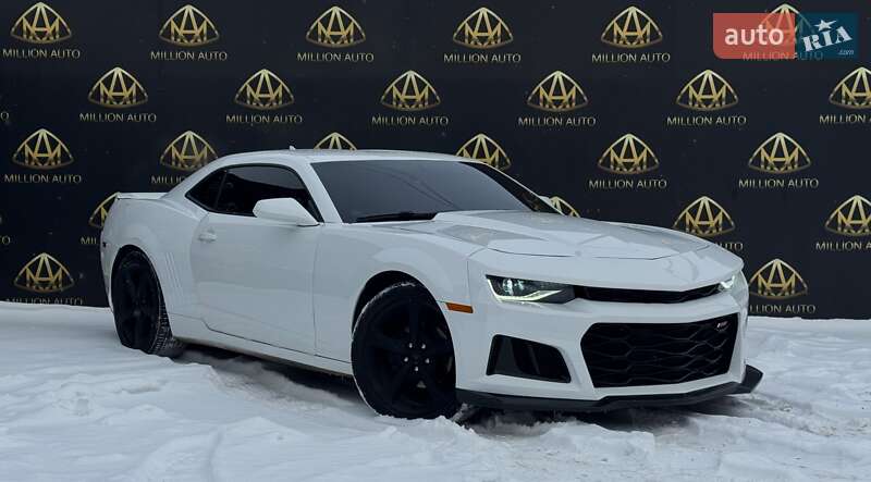 Купе Chevrolet Camaro 2015 в Киеве