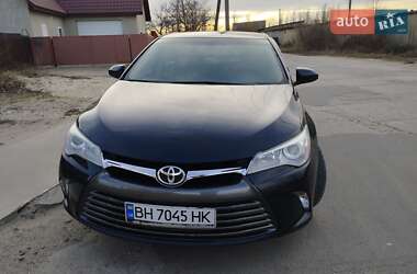 Седан Toyota Camry 2015 в Вилково