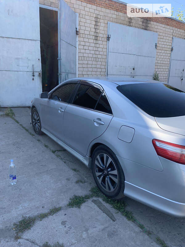Седан Toyota Camry 2007 в Ладыжине