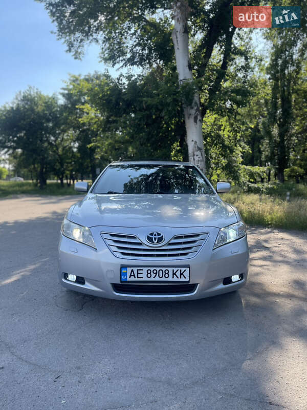Седан Toyota Camry 2007 в Павлограде Седан Toyota Camry 2007 в Павлограде