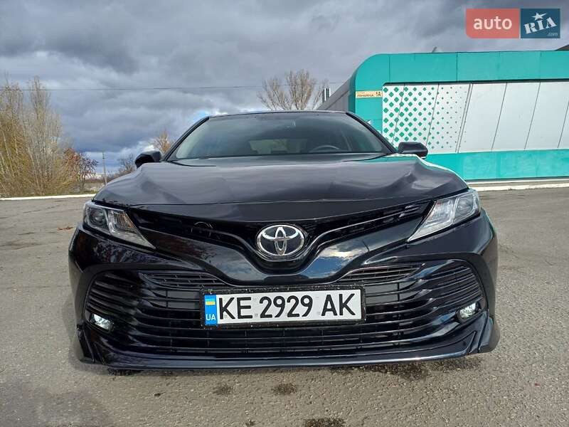 Седан Toyota Camry 2020 в Павлограді Седан Toyota Camry 2020 в Павлограді