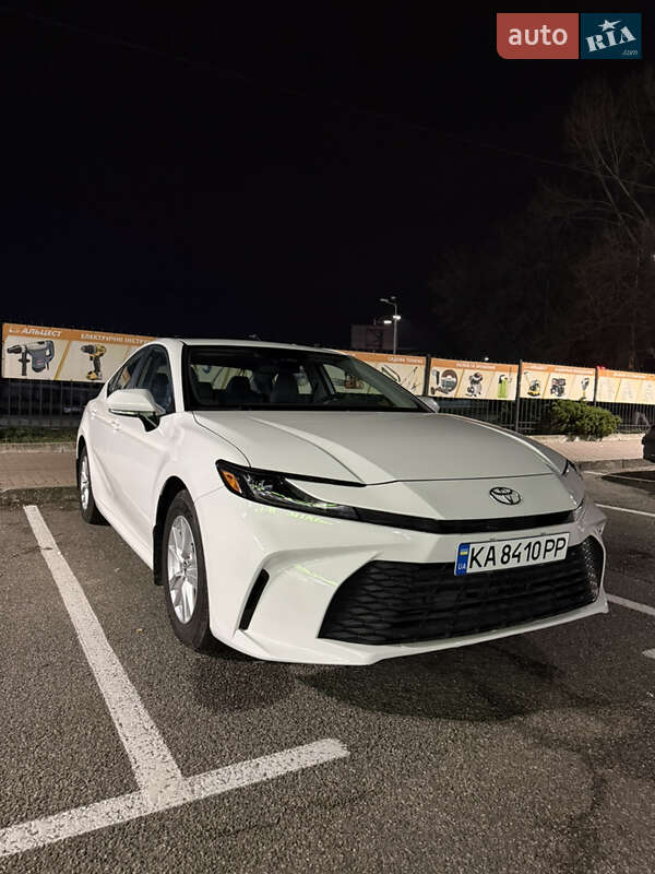 Седан Toyota Camry 2024 в Киеве Седан Toyota Camry 2024 в Киеве