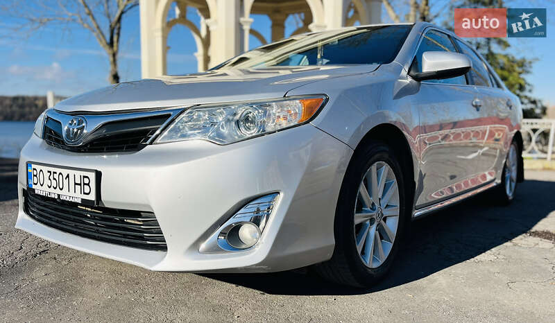 Седан Toyota Camry 2012 в Тернополе Седан Toyota Camry 2012 в Тернополе