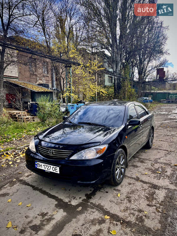 Седан Toyota Camry 2004 в Южном Седан Toyota Camry 2004 в Южном