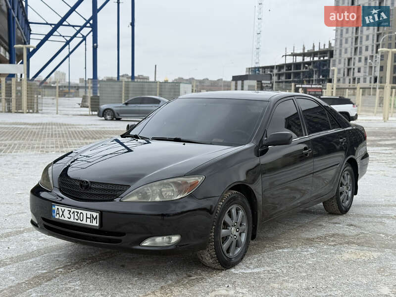 Седан Toyota Camry 2004 в Харькове Седан Toyota Camry 2004 в Харькове