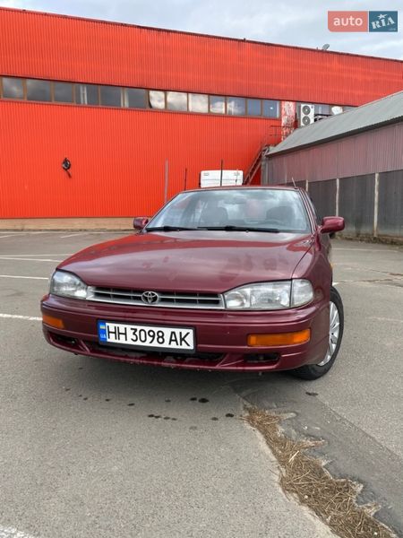 Седан Toyota Camry 1992 в Одессе