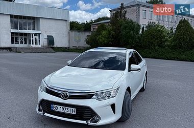 Седан Toyota Camry 2015 в Каменец-Подольском Седан Toyota Camry 2015 в Каменец-Подольском