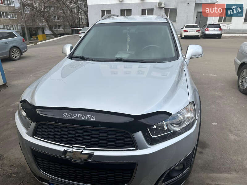 Внедорожник / Кроссовер Chevrolet Captiva 2015 в Харькове
