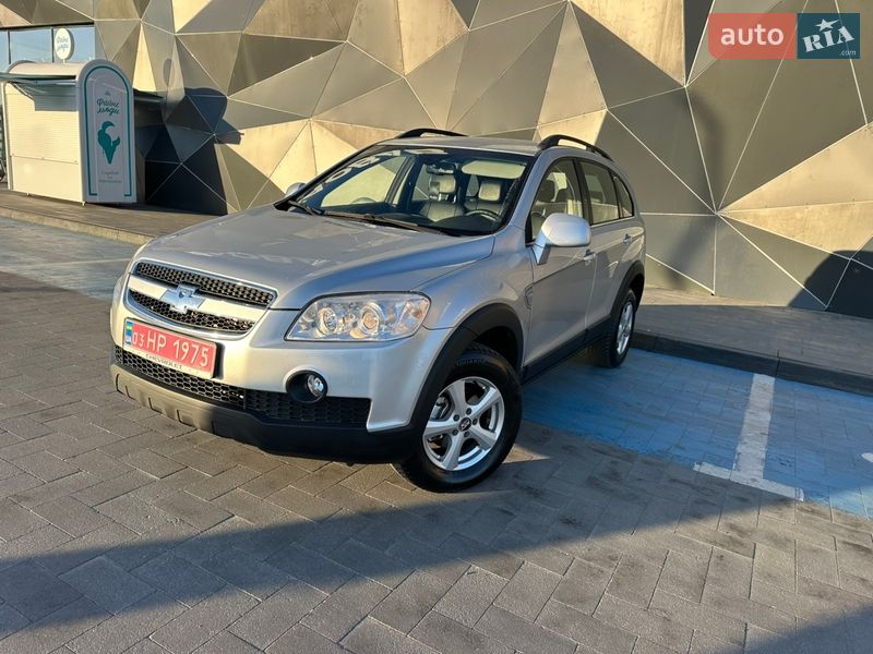 Внедорожник / Кроссовер Chevrolet Captiva 2010 в Луцке
