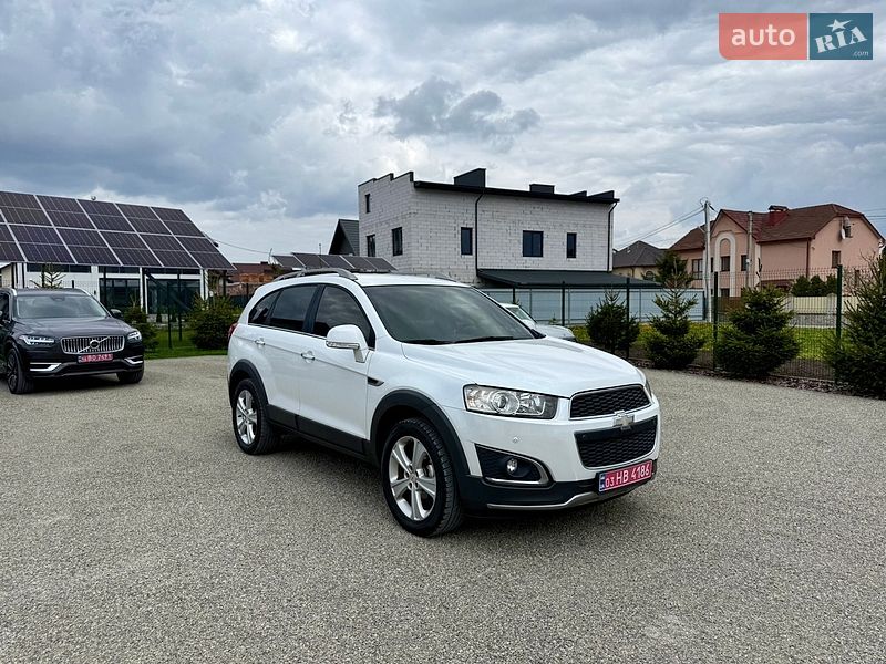 Позашляховик / Кросовер Chevrolet Captiva 2015 в Тернополі