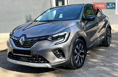 Внедорожник / Кроссовер Renault Captur 2023 в Тернополе