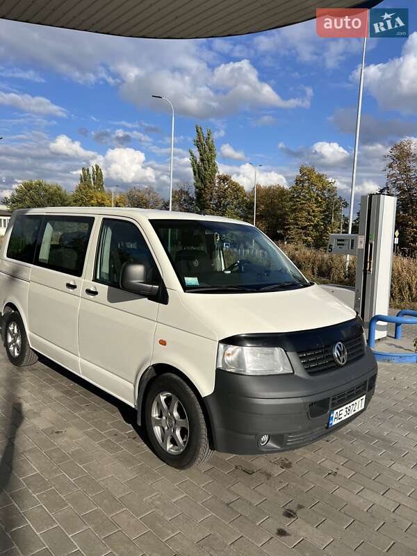 Микроавтобус Volkswagen Caravelle 2007 в Перещепине Микроавтобус Volkswagen Caravelle 2007 в Перещепине