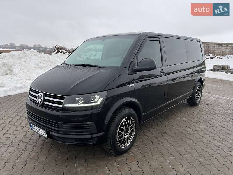 Мінівен Volkswagen Caravelle 2018 в Рівному
