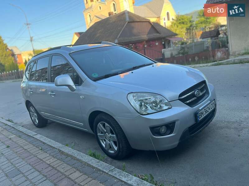 Мінівен Kia Carens 2006 в Воловцю Мінівен Kia Carens 2006 в Воловцю