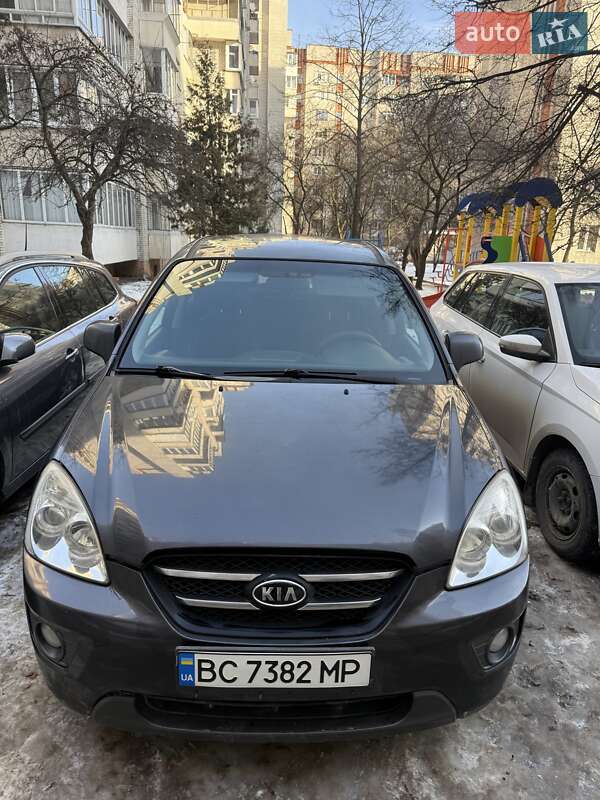 Минивэн Kia Carens 2007 в Львове Минивэн Kia Carens 2007 в Львове