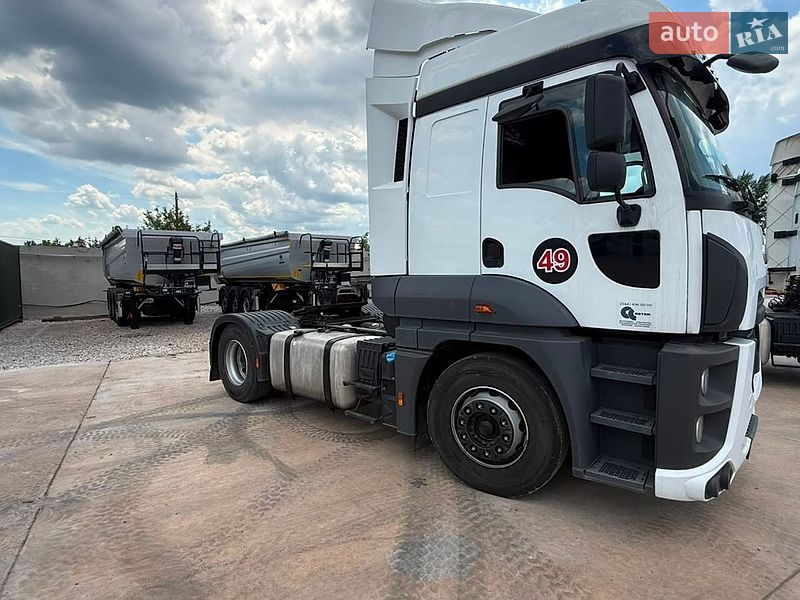 Тягач Ford Cargo 2023 в Кривом Роге