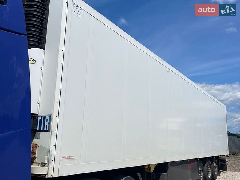 Рефрижератор Schmitz Cargobull Cargobull 2006 в Иршаве