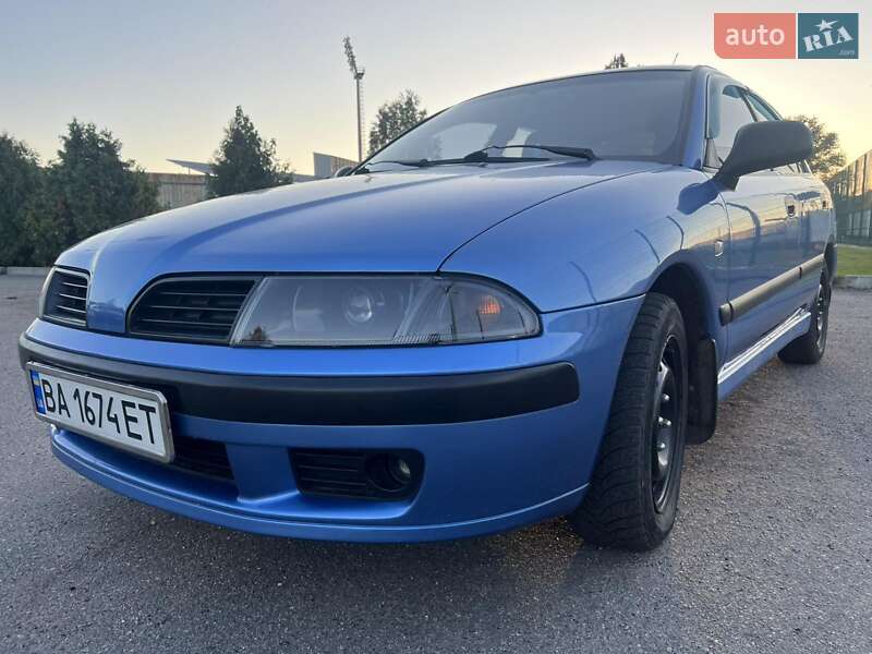 Лифтбек Mitsubishi Carisma 2001 в Александрие Лифтбек Mitsubishi Carisma 2001 в Александрие
