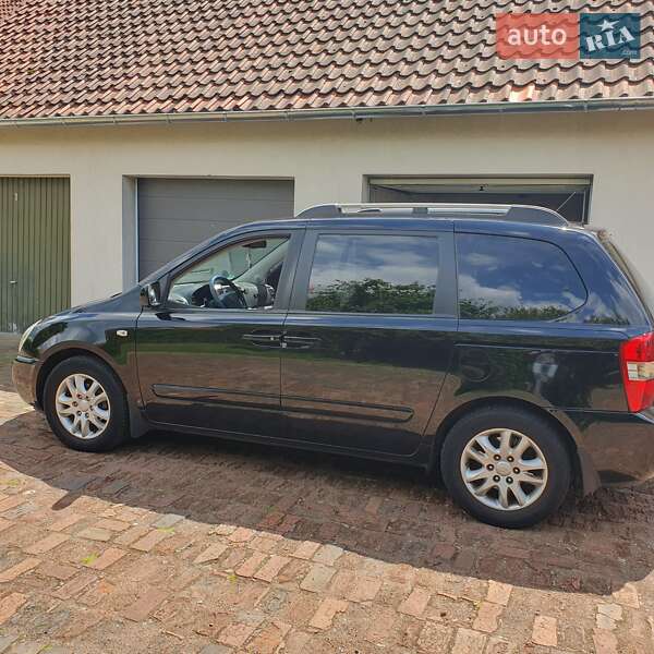 Минивэн Kia Carnival 2006 в Львове Минивэн Kia Carnival 2006 в Львове