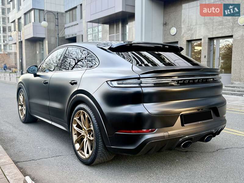 Позашляховик / Кросовер Porsche Cayenne Coupe 2024 в Києві