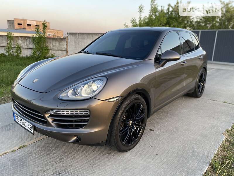 Внедорожник / Кроссовер Porsche Cayenne 2012 в Павлограде