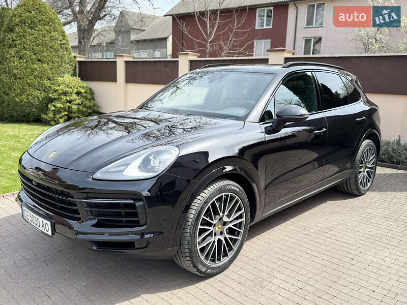 Внедорожник / Кроссовер Porsche Cayenne 2018 в Черновцах