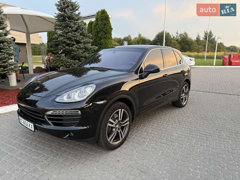 Внедорожник / Кроссовер Porsche Cayenne 2010 в Львове