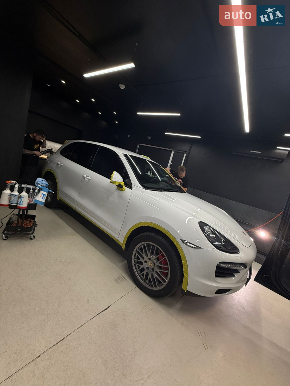 Porsche Cayenne 2012 photo 4