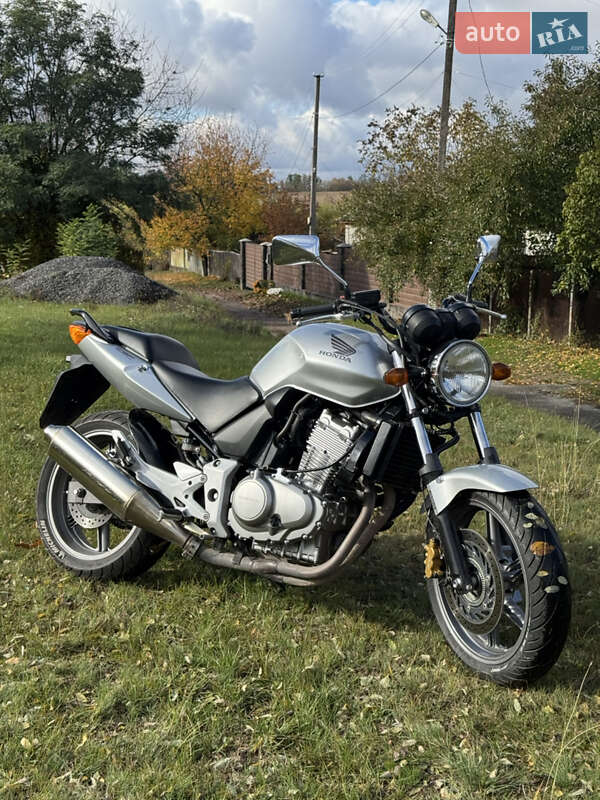 Мотоцикл Без обтекателей (Naked bike) Honda CBF 500 2004 в Черкассах