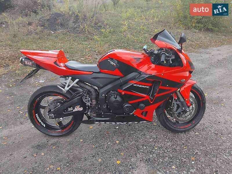 Спортбайк Honda CBR 600RR 2005 в Славянске