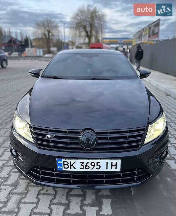 Купе Volkswagen CC / Passat CC 2012 в Львове Купе Volkswagen CC / Passat CC 2012 в Львове