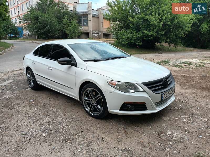 Купе Volkswagen CC / Passat CC 2011 в Харькове