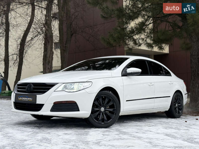 Купе Volkswagen CC / Passat CC 2010 в Днепре