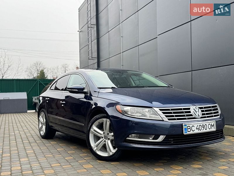 Купе Volkswagen CC / Passat CC 2012 в Самборе
