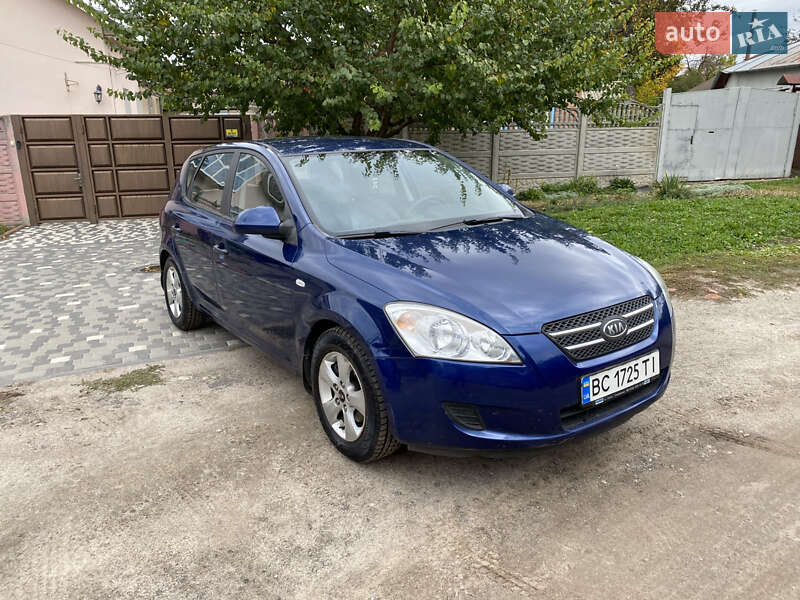 Хэтчбек Kia Ceed 2009 в Харькове Хэтчбек Kia Ceed 2009 в Харькове
