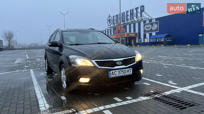 Универсал Kia Ceed 2011 в Ковеле