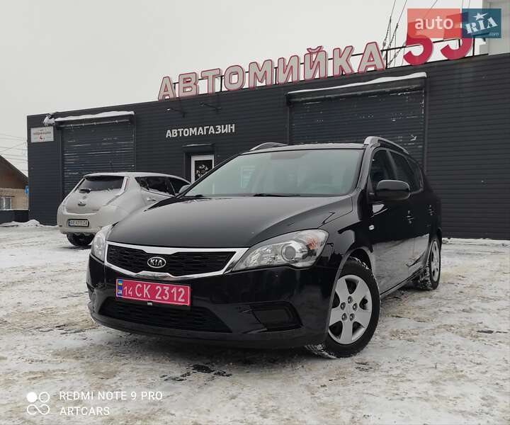 Универсал Kia Ceed 2010 в Каменском