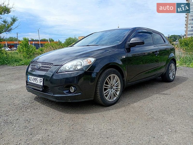 Хэтчбек Kia Ceed 2008 в Харькове Хэтчбек Kia Ceed 2008 в Харькове
