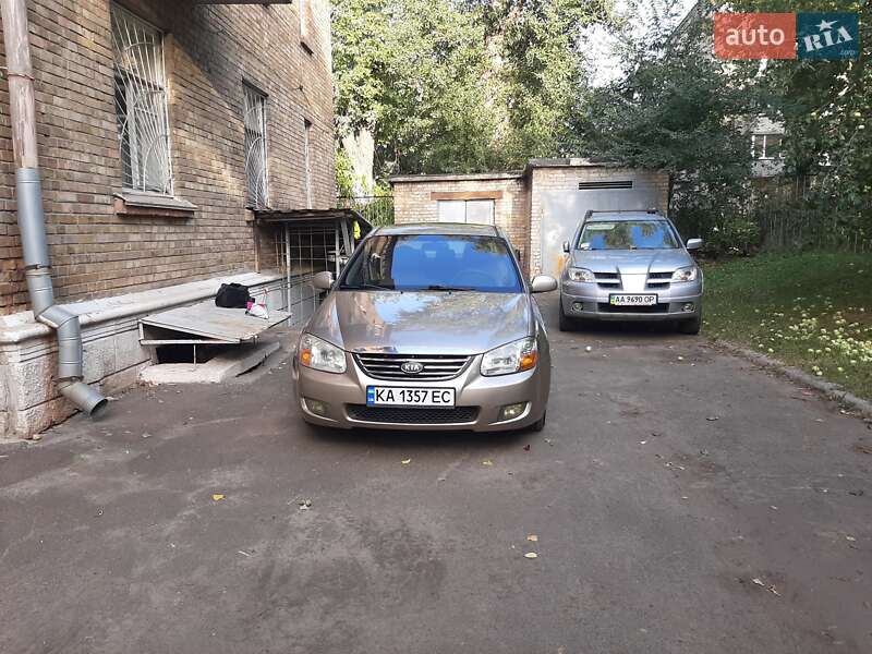 Седан Kia Cerato 2007 в Киеве