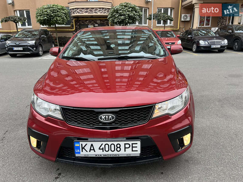 Купе Kia Cerato 2011 в Киеве Купе Kia Cerato 2011 в Киеве