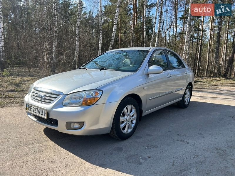 Седан Kia Cerato 2007 в Коростене