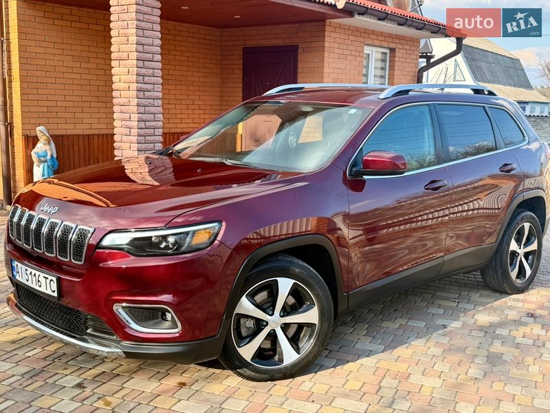 Позашляховик / Кросовер Jeep Cherokee 2019 в Фастові