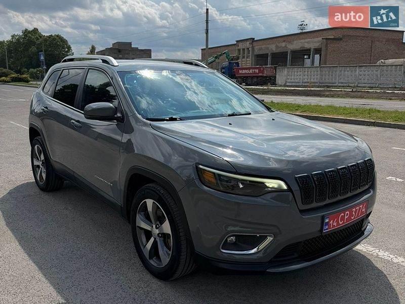 Внедорожник / Кроссовер Jeep Cherokee 2019 в Ровно