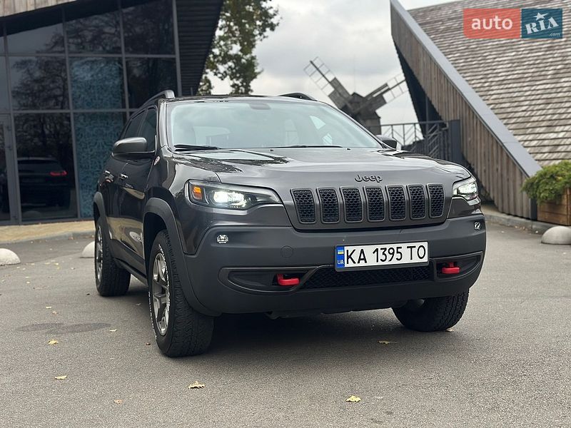 Внедорожник / Кроссовер Jeep Cherokee 2018 в Киеве
