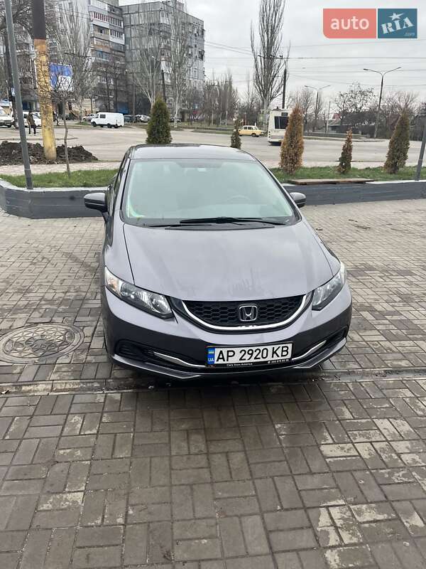 Седан Honda Civic 2014 в Запоріжжі