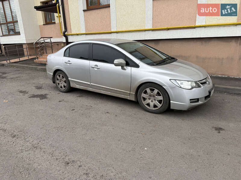 Седан Honda Civic 2008 в Ровно Седан Honda Civic 2008 в Ровно