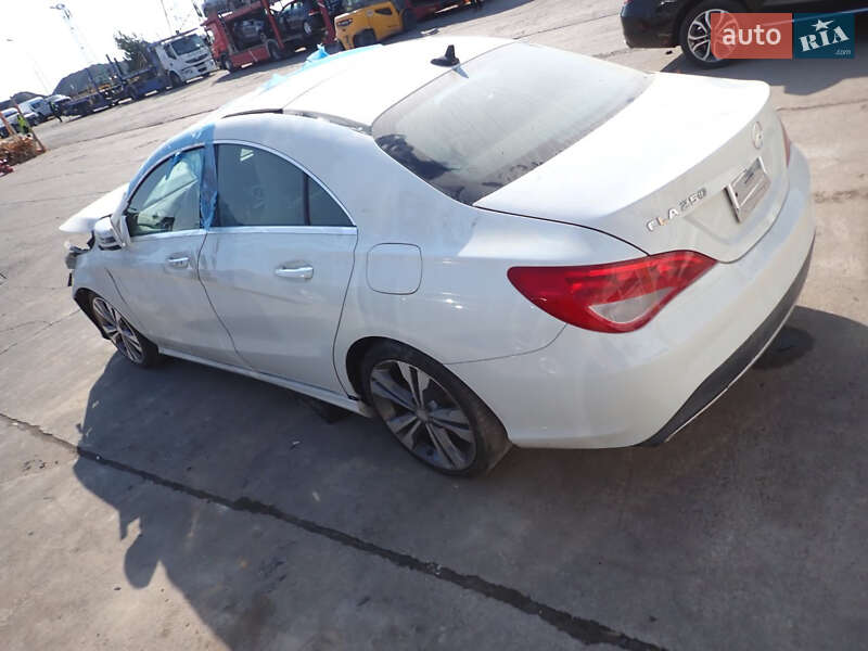 Седан Mercedes-Benz CLA-Class 2017 в Запорожье