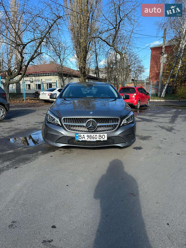 Седан Mercedes-Benz CLA-Class 2014 в Киеве