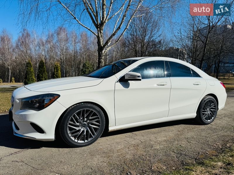 Седан Mercedes-Benz CLA-Class 2017 в Хмельницком