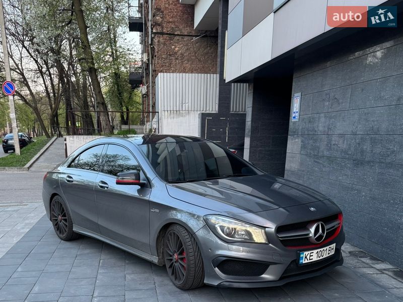 Седан Mercedes-Benz CLA-Class 2014 в Днепре
